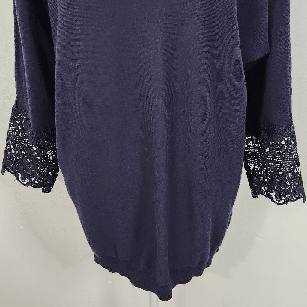 Talbots Navy Top with Crochet Sleeves Size Medium Petite Navy Crochet Top
