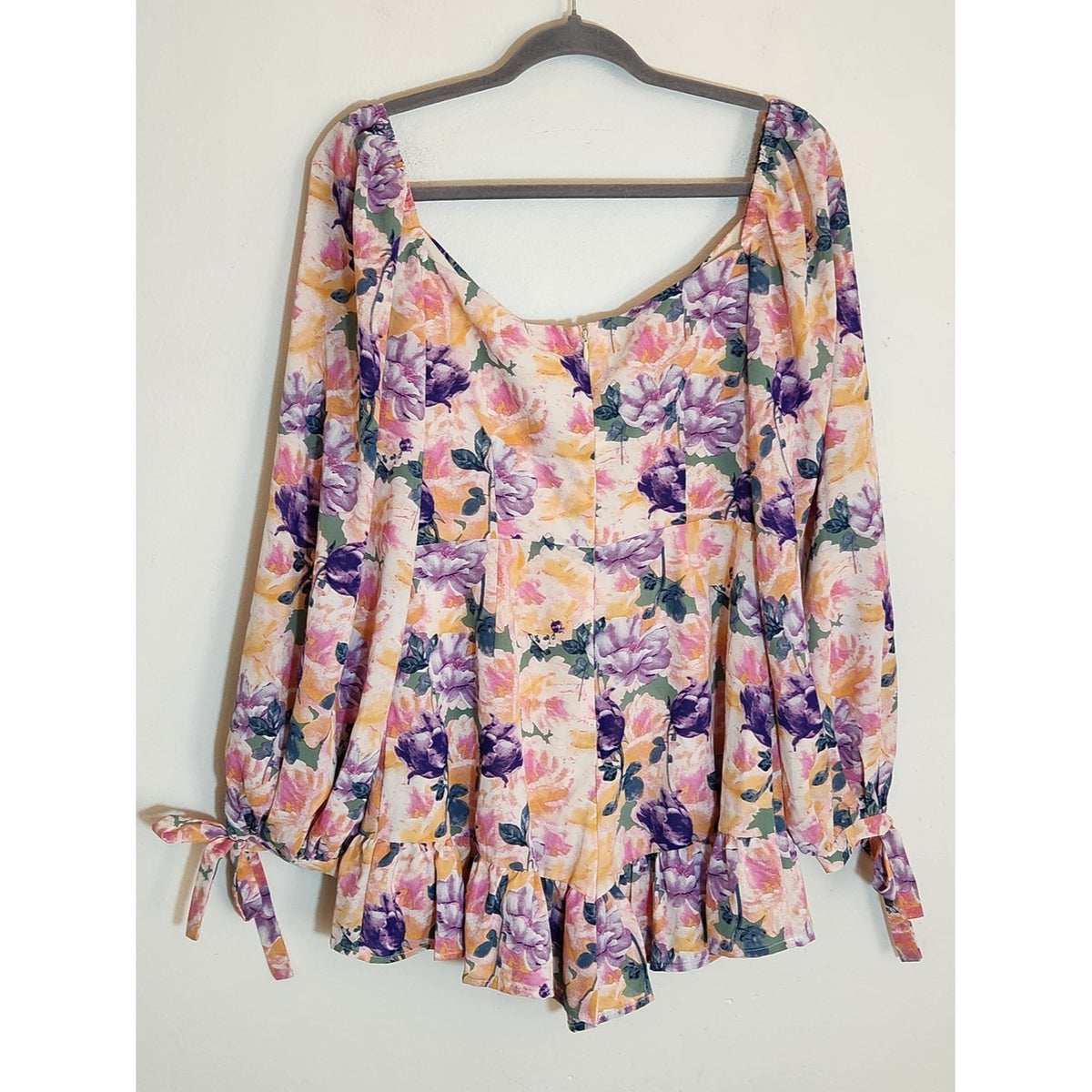 Lilly's Kloset Pink Multicolor Floral Long Sleeve Ruffle Romper Size Large NWT