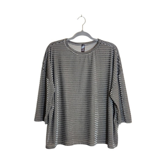 Agnes & Dora Gray Velvet Stripe Top Size XL