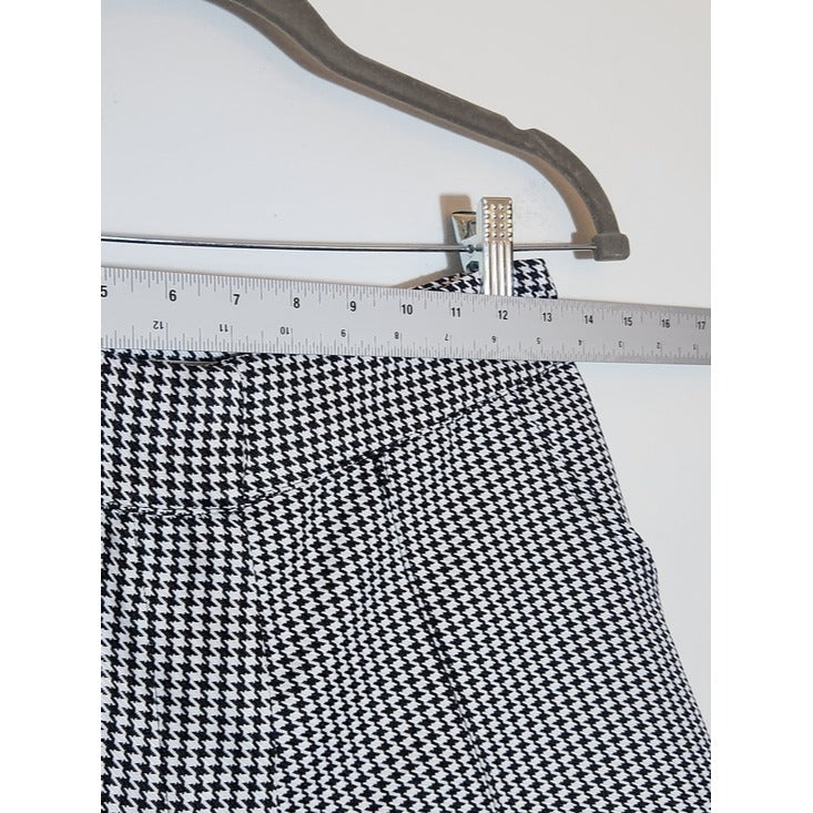 TCEC Black and White Houndstooth High Waist Shorts Size Medium