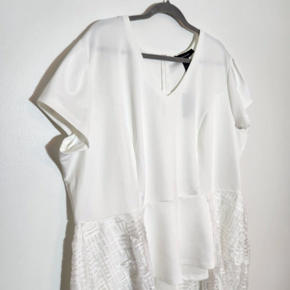 Ashley  Stewart White Peplum Top Size 26/28 NWT