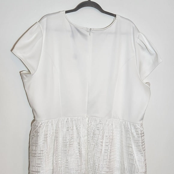 Ashley  Stewart White Peplum Top Size 26/28 NWT