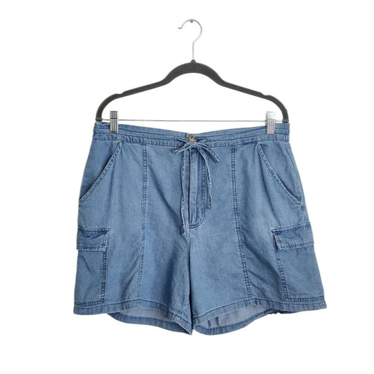 Forever 21 Light Wash Chambray Cargo Shorts Size XL