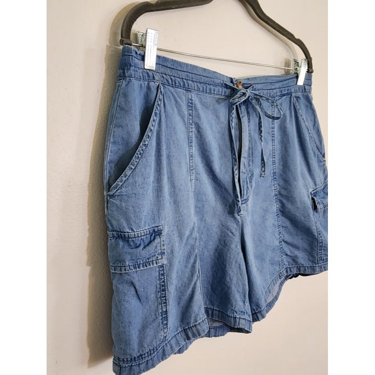 Forever 21 Light Wash Chambray Cargo Shorts Size XL