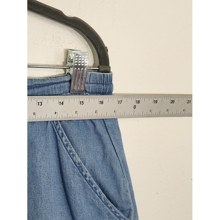 Forever 21 Light Wash Chambray Cargo Shorts Size XL