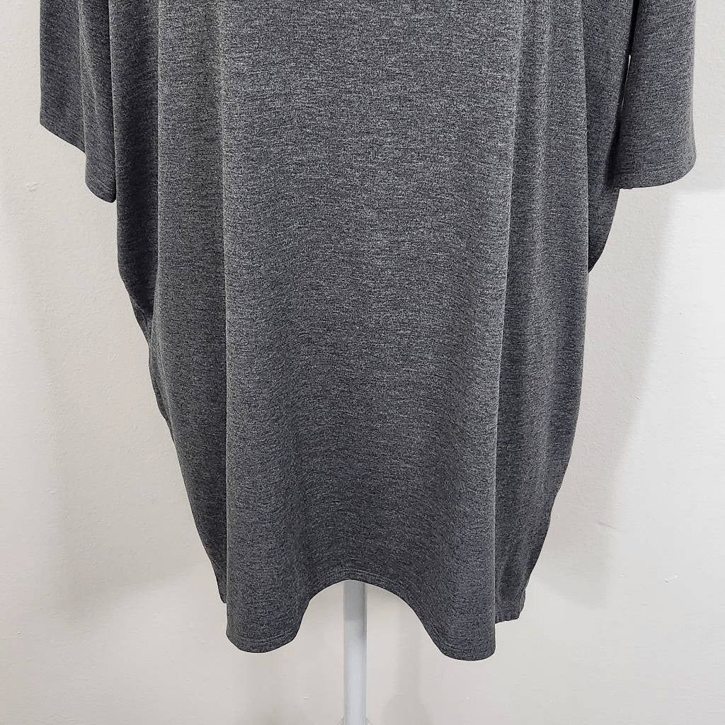 LuLaRoe Gray Tunic T-Shirt Size Small Lularoe Oversized Gray Tunic Tee