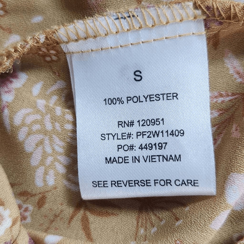 Pink Rose Gold and Pink Floral Blouse NWT Size Small Boho Cropped Top