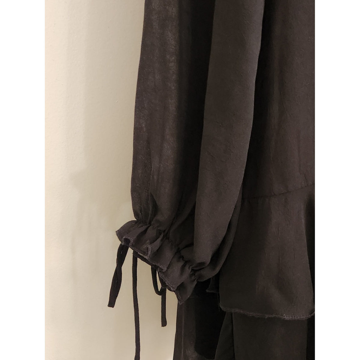 Thirty Thirty Black Sheer Long Sleeve Ruffle Trim Mini Dress Size Medium