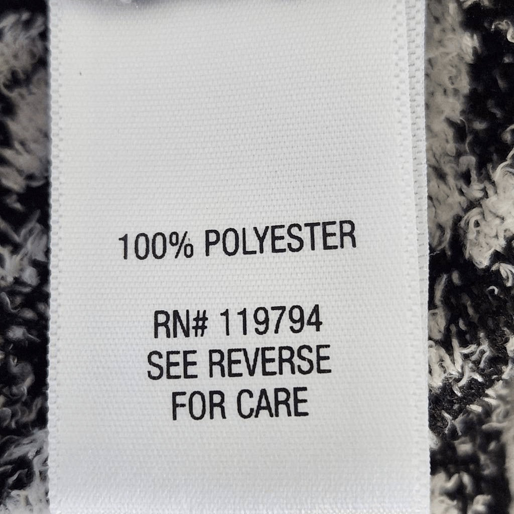 One World Black and White Knit Top Size XL Aztec Knit Top