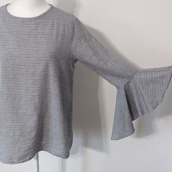 2Hearts Navy Striped Blouse with Bell Sleeves Size Medium Striped Boho Top