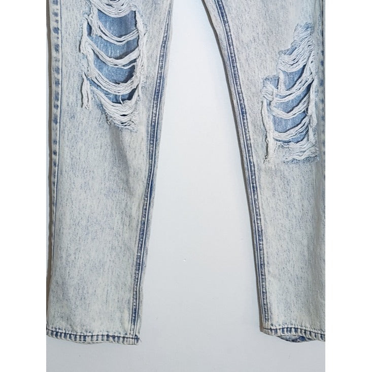 KanCan Light Wash Distressed 90s Boyfriend Jeans Size 5/26 NWT Flaw