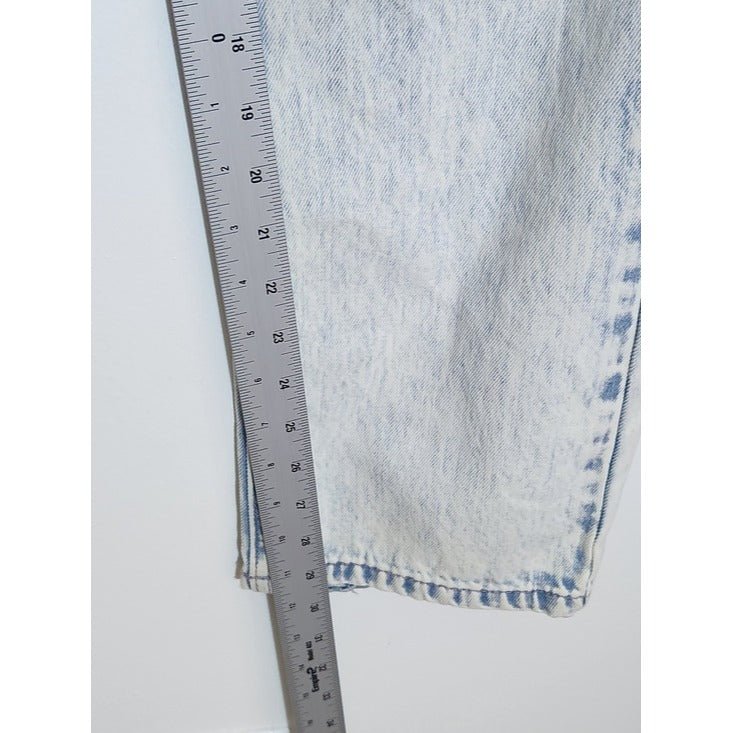 KanCan Light Wash Distressed 90s Boyfriend Jeans Size 5/26 NWT Flaw