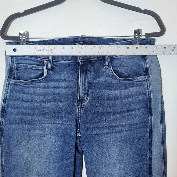 Simply Vera Vera Wang Mid-Rise Straight Leg Jeans Size 8