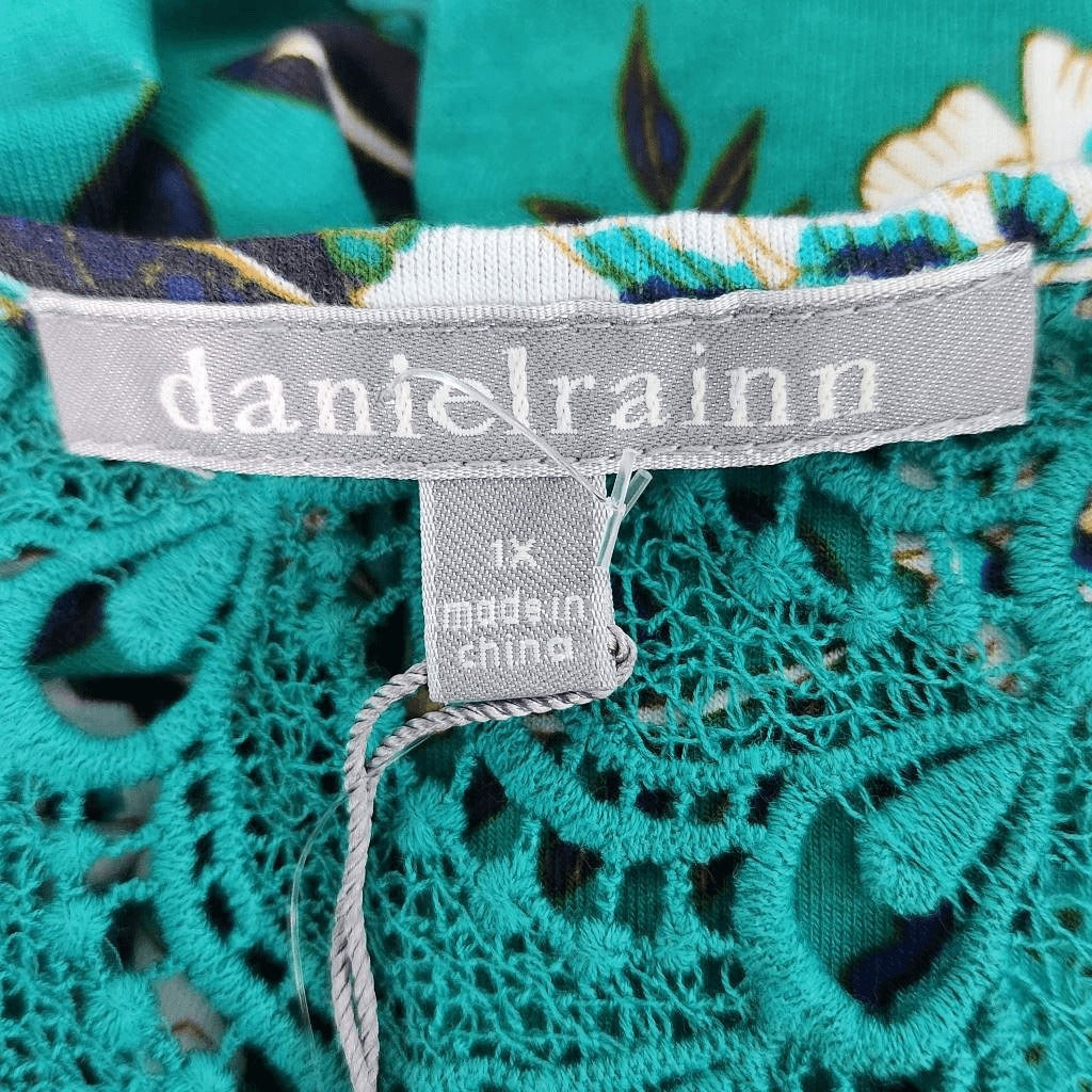 Daniel Rainn Blue Floral Blouse NWT Size 1X Plus Size Turquoise Blue Blouse