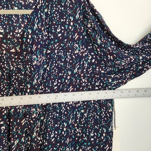 Nine Britton Navy Floral Surplice Top Size 2X NWT