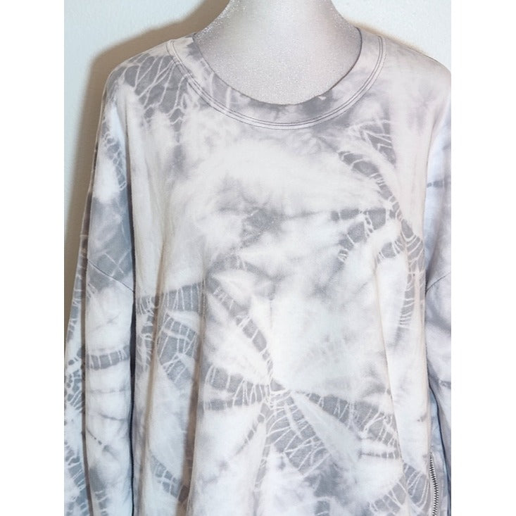 Time and Tru Gray and White Tie-Dye Sweatshirt Size XL