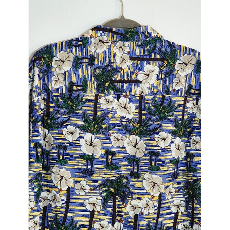 Roundtree & Yorke Blue Tropical Palm Print Hawaiian Shirt Size Medium