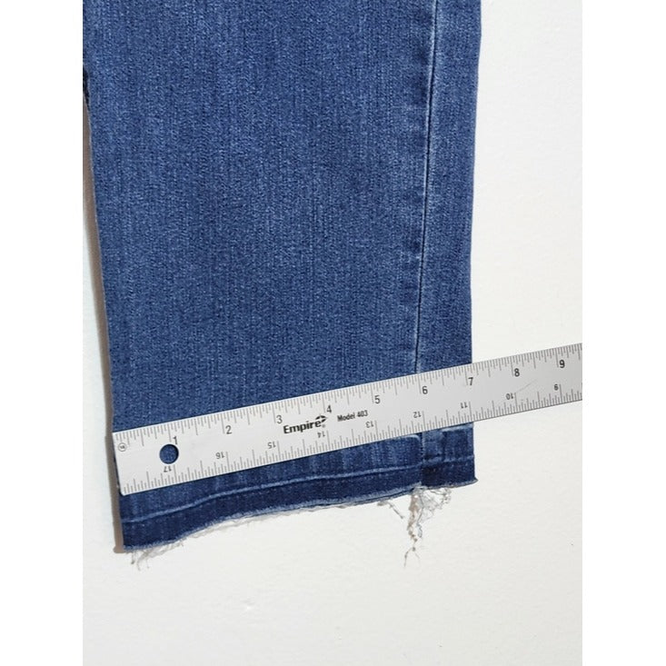 Kensie Medium Wash Cropped Raw Edge Jeans Size 29 NWT