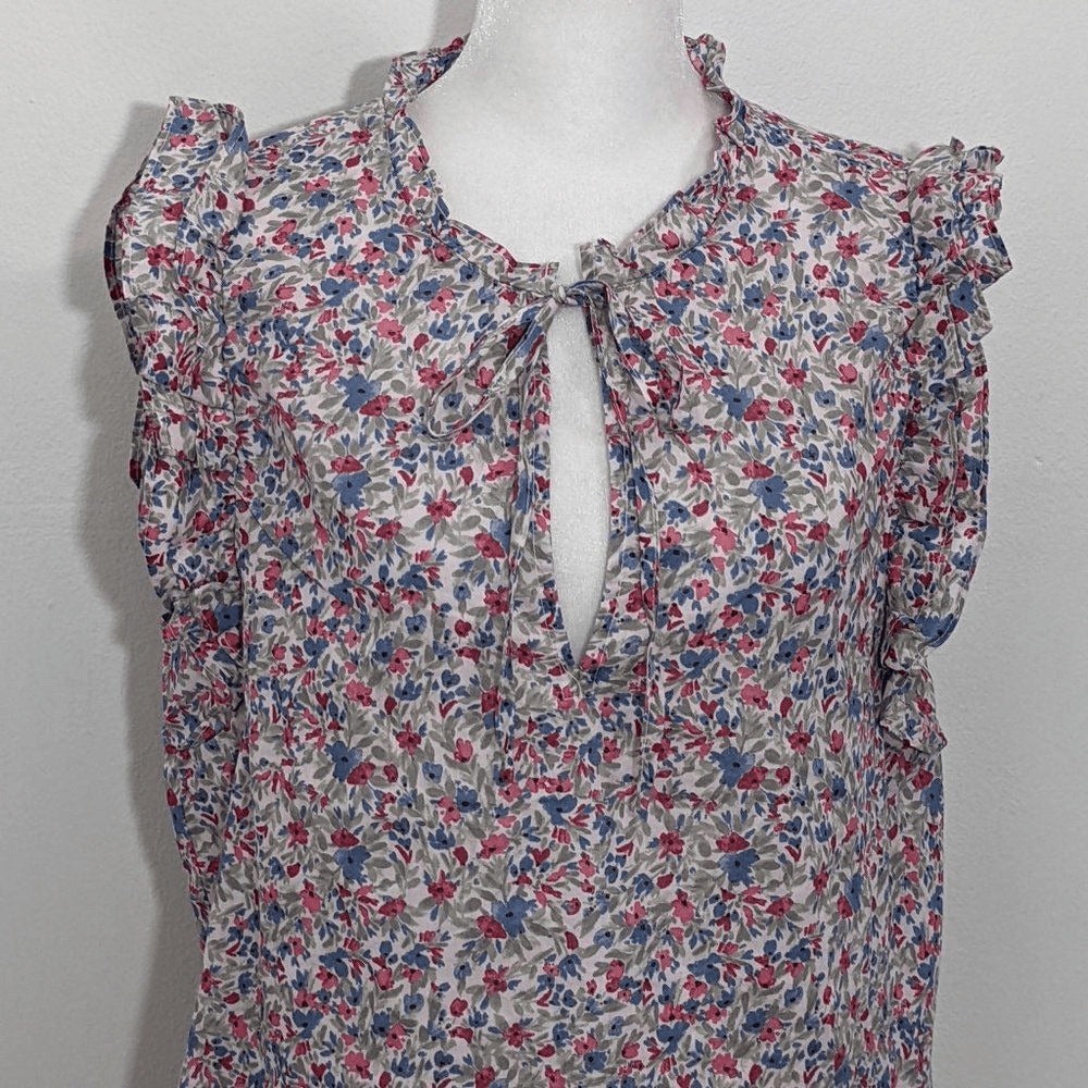 BB Dakota Floral Blouse Size Medium NWT Coquette Cotton Floral Peasant Top