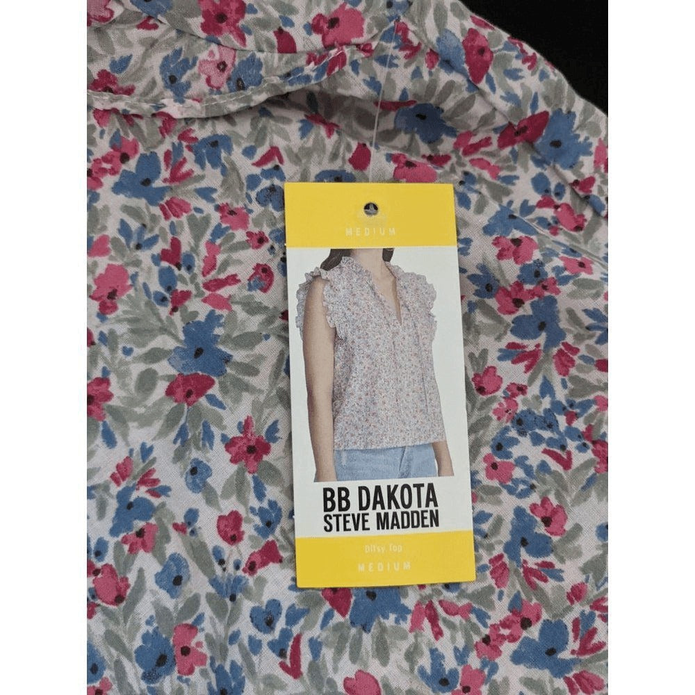 BB Dakota Floral Blouse Size Medium NWT Coquette Cotton Floral Peasant Top
