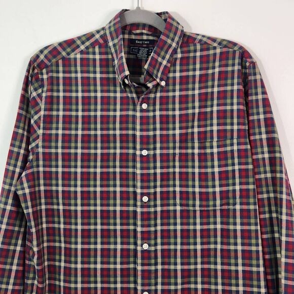 Saddlebred Plaid Button Down Shirt Size Medium Navy and Red Check Button-Up