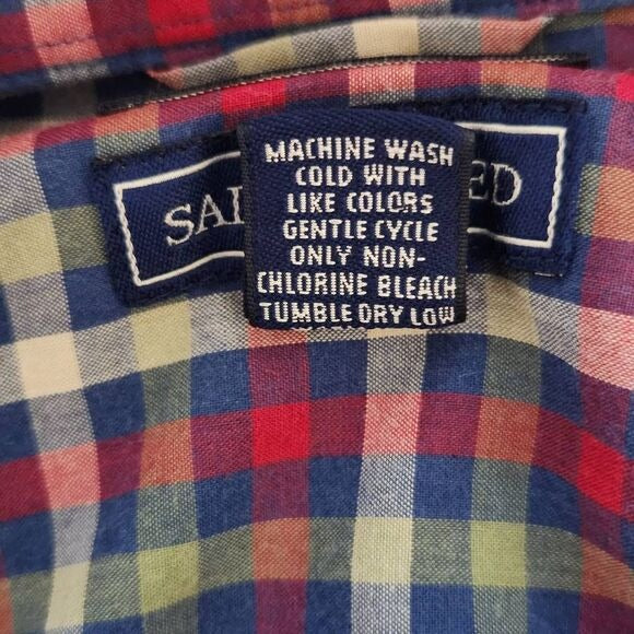 Saddlebred Plaid Button Down Shirt Size Medium Navy and Red Check Button-Up