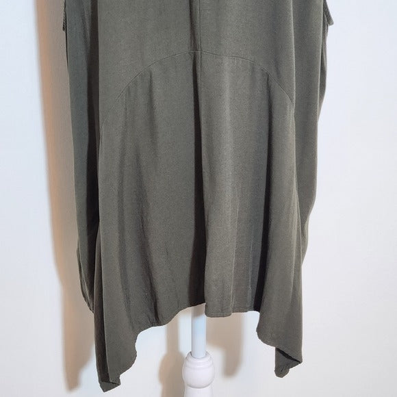 Fever Olive Green Sleeveless Button-Up Tunic Size XXL Green Button-Up Blouse