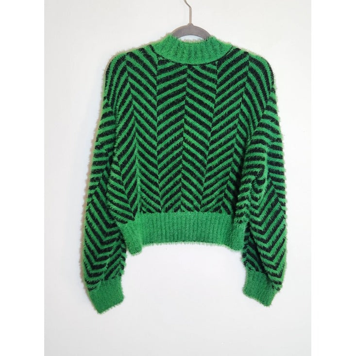 Sugarlips Green and Black Fuzzy Cropped Sweater Size Medium