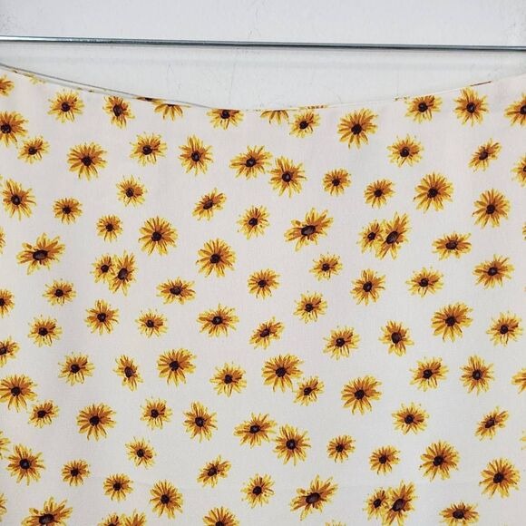 WeWoreWhat Daisy Print Mini Skirt Medium Floral Coquette Skirt, New