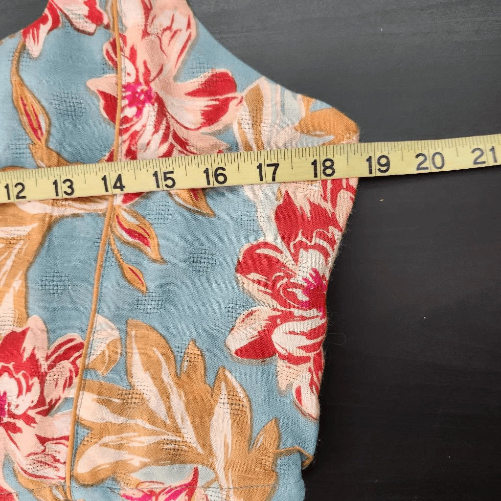 Band of Gypsies Blue and Red Floral Boho Crop Top Size Large NWT Blue Crop Top