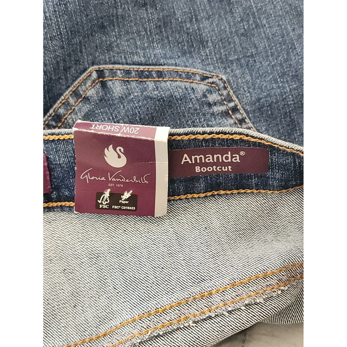 Gloria Vanderbilt Medium Wash Classic Rise Bootcut Jeans NWT Size 20W Short