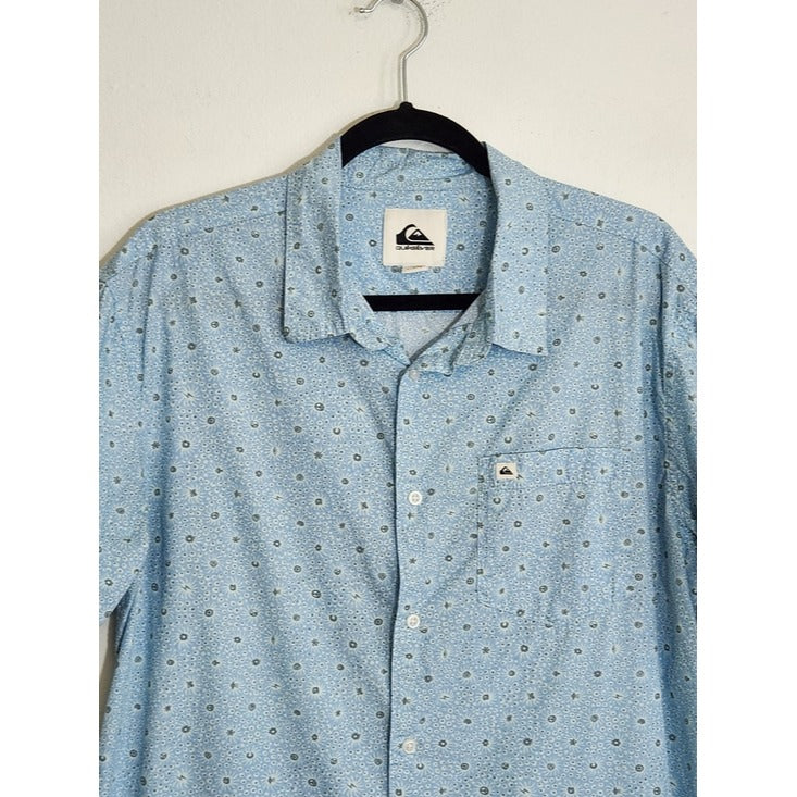 Quiksilver Light Blue Printed Button Up Shirt Size Large