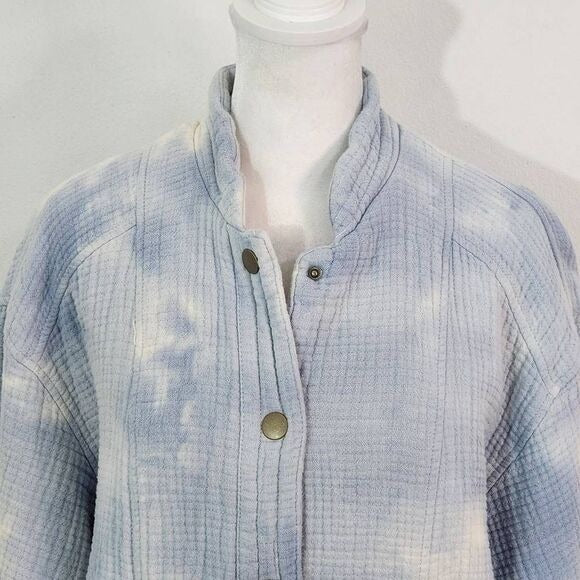Universal Thread Blue Tie-Dye Bomber Jacket Size Small Light Blue Tie-Dye Jacket