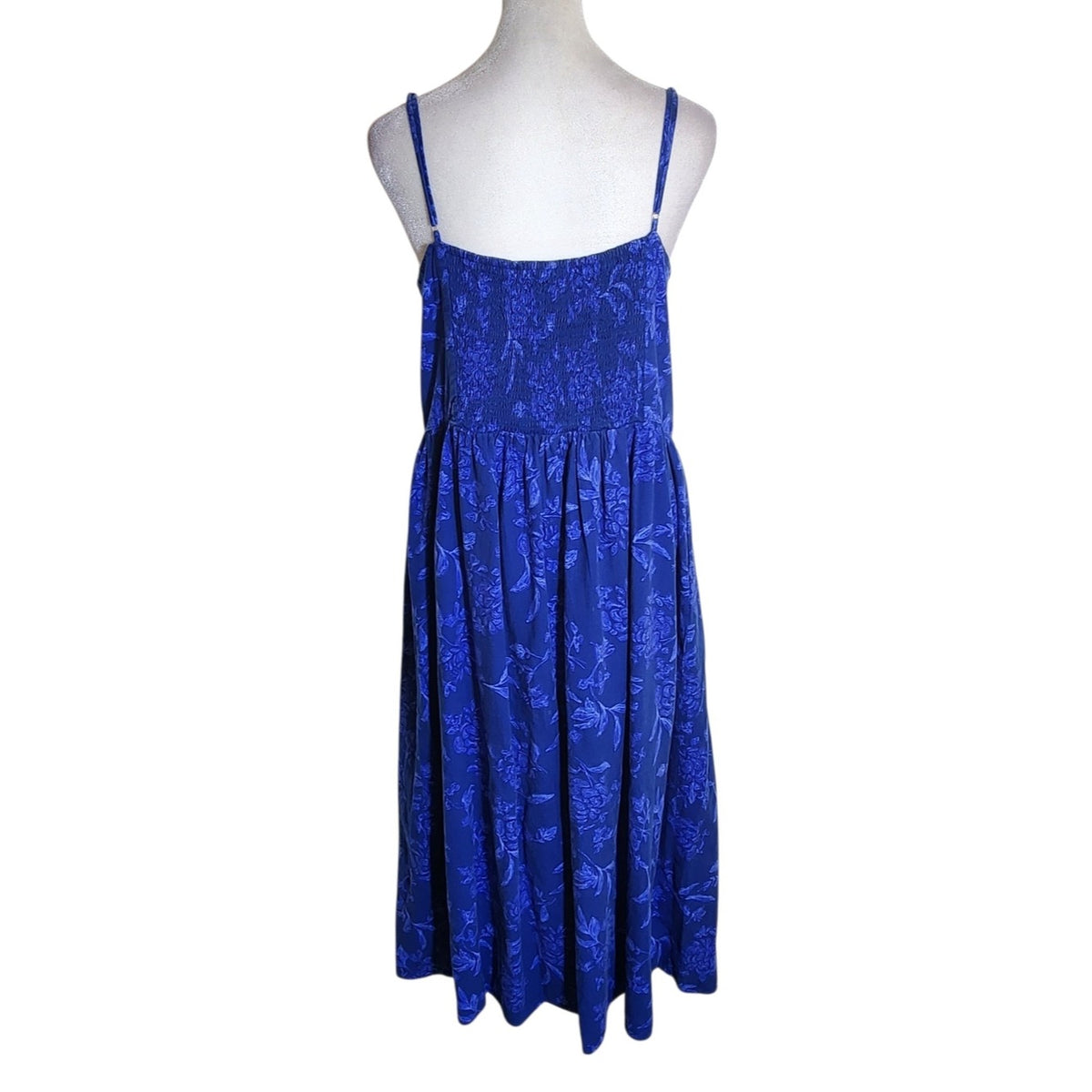 Universal Thread Blue Floral Midi Dress with Adjustable Straps Size Large