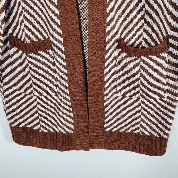 Fortune + Ivy Brown White Cardigan Sweater Size Small NWOT Brown Open Cardigan