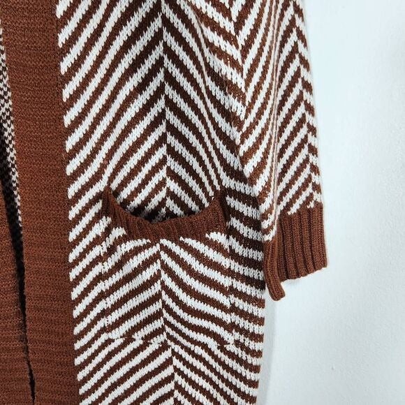 Fortune + Ivy Brown White Cardigan Sweater Size Small NWOT Brown Open Cardigan