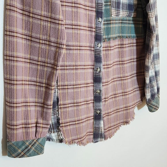 Hem & Thread Multi-Color Plaid Flannel Button Down Shirt Size Medium