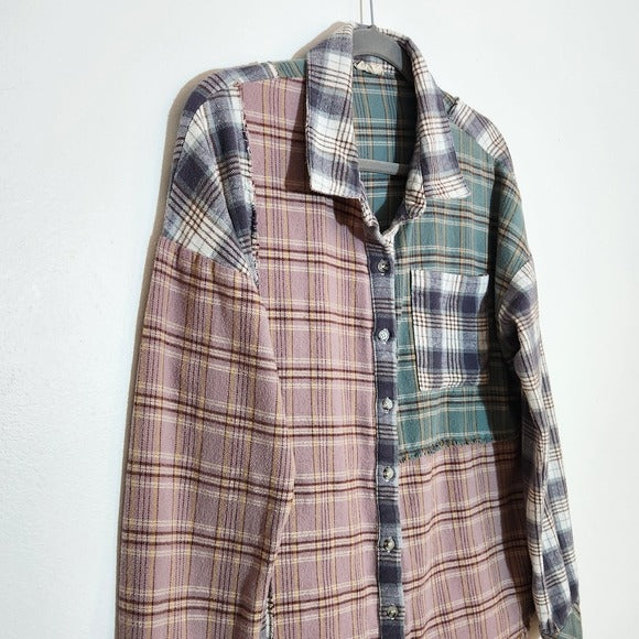 Hem & Thread Multi-Color Plaid Flannel Button Down Shirt Size Medium