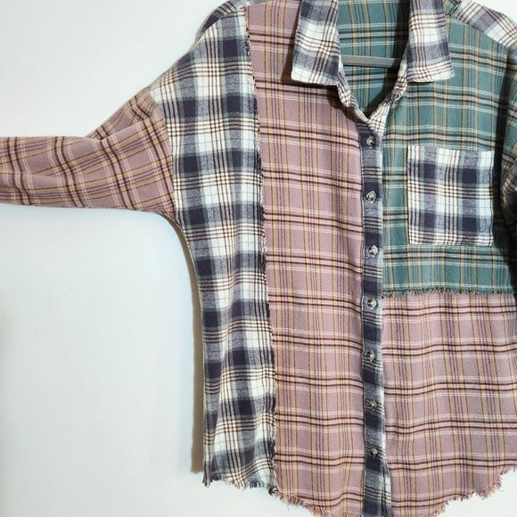 Hem & Thread Multi-Color Plaid Flannel Button Down Shirt Size Medium