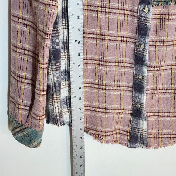 Hem & Thread Multi-Color Plaid Flannel Button Down Shirt Size Medium