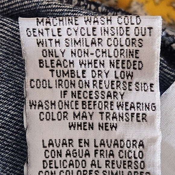 STS Blue Cropped Tapered Leg Women's Jeans with Distressing Size 30