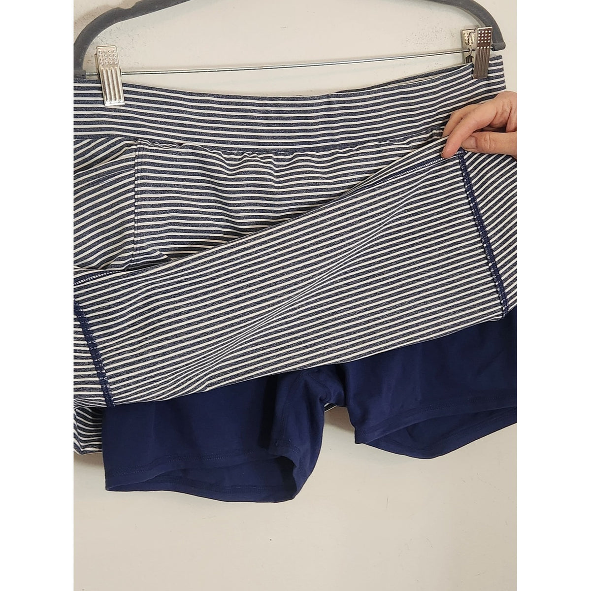 Talbots Navy and White Stripe Pull-on Mini Skort Size Large NWT