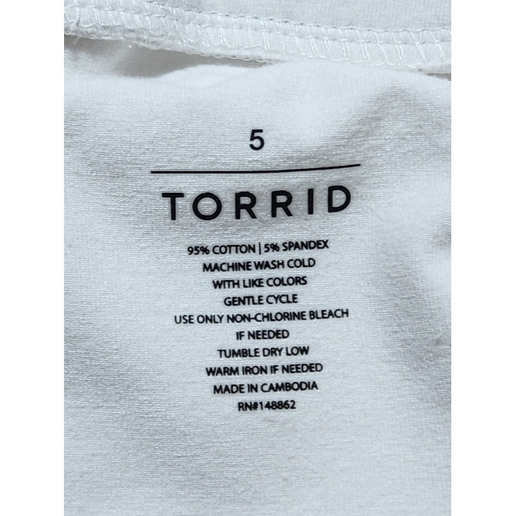Torrid White Capri Leggings Size 5X NWT