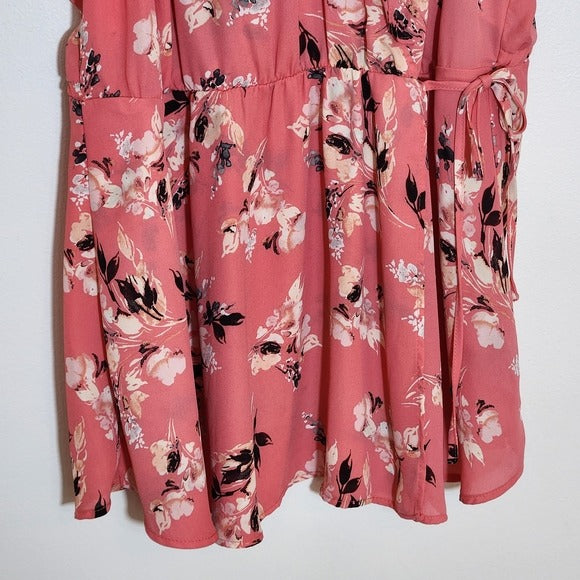 Torrid Pink Floral Wrap Top Size 1X