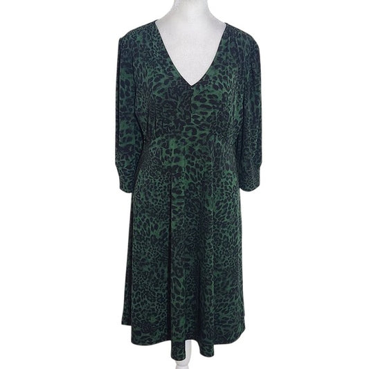 Lark & Ro Green Leopard Print Dress Size 14 Green Leopard V-Neck Dress