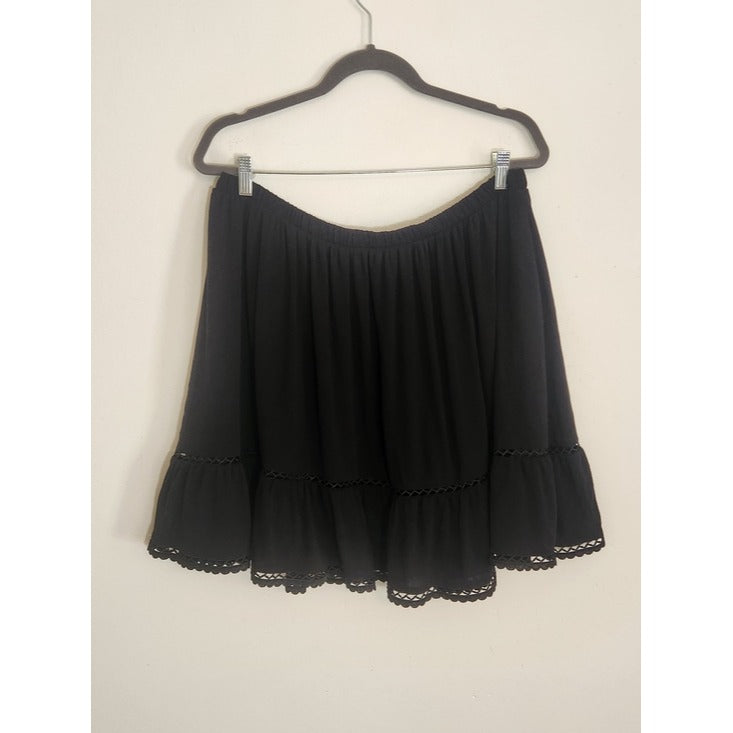 Torrid Black Full Mini Skater Skirt with Crochet Trim Size 1X