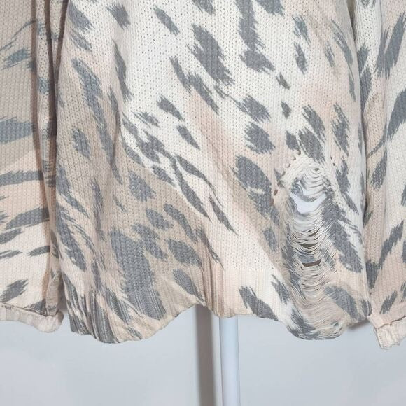 Umgee Cream and Gray Distressed Oversized Leopard Print Sweater Size Small New