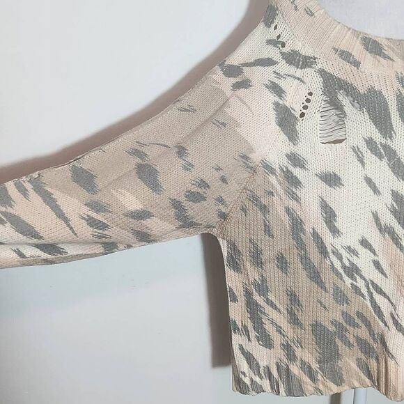 Umgee Cream and Gray Distressed Oversized Leopard Print Sweater Size Small New