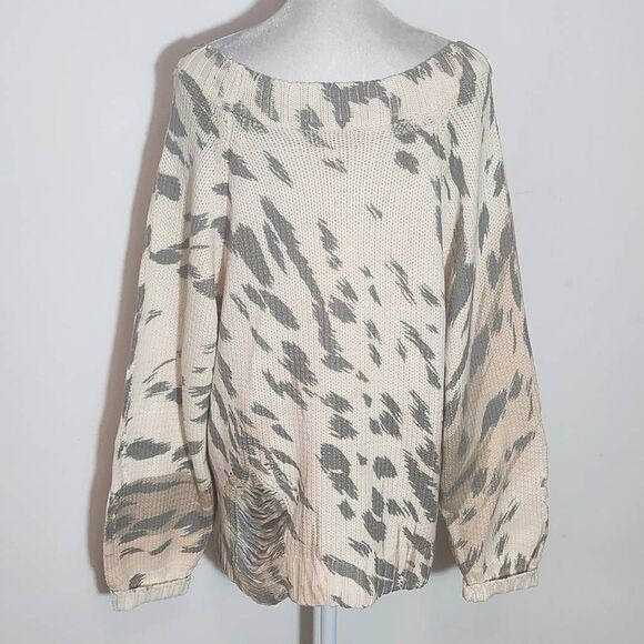 Umgee Cream and Gray Distressed Oversized Leopard Print Sweater Size Small New