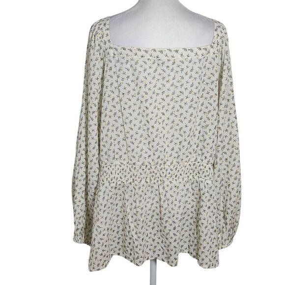 Old Navy Cream and Black Floral Button Down Top with Full Sleeves Size 4X New